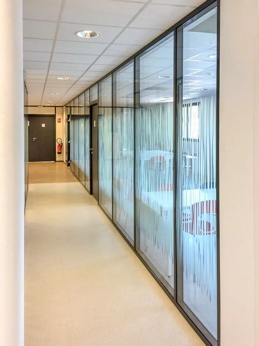 Installation terrasse et escaliers métal — Valsonne